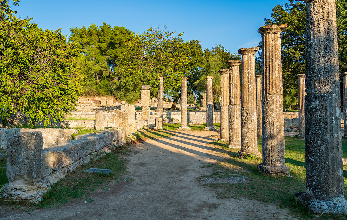  The Ancient Olympia